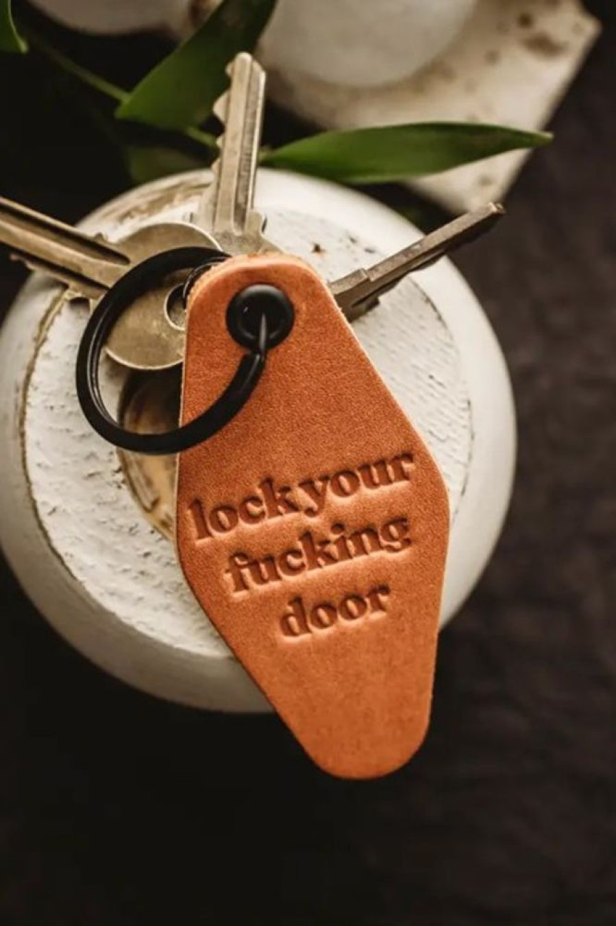 MISFIT MADE GOODS Misfit Lock Your Door Leather Motel Keychain | Tech & Travel