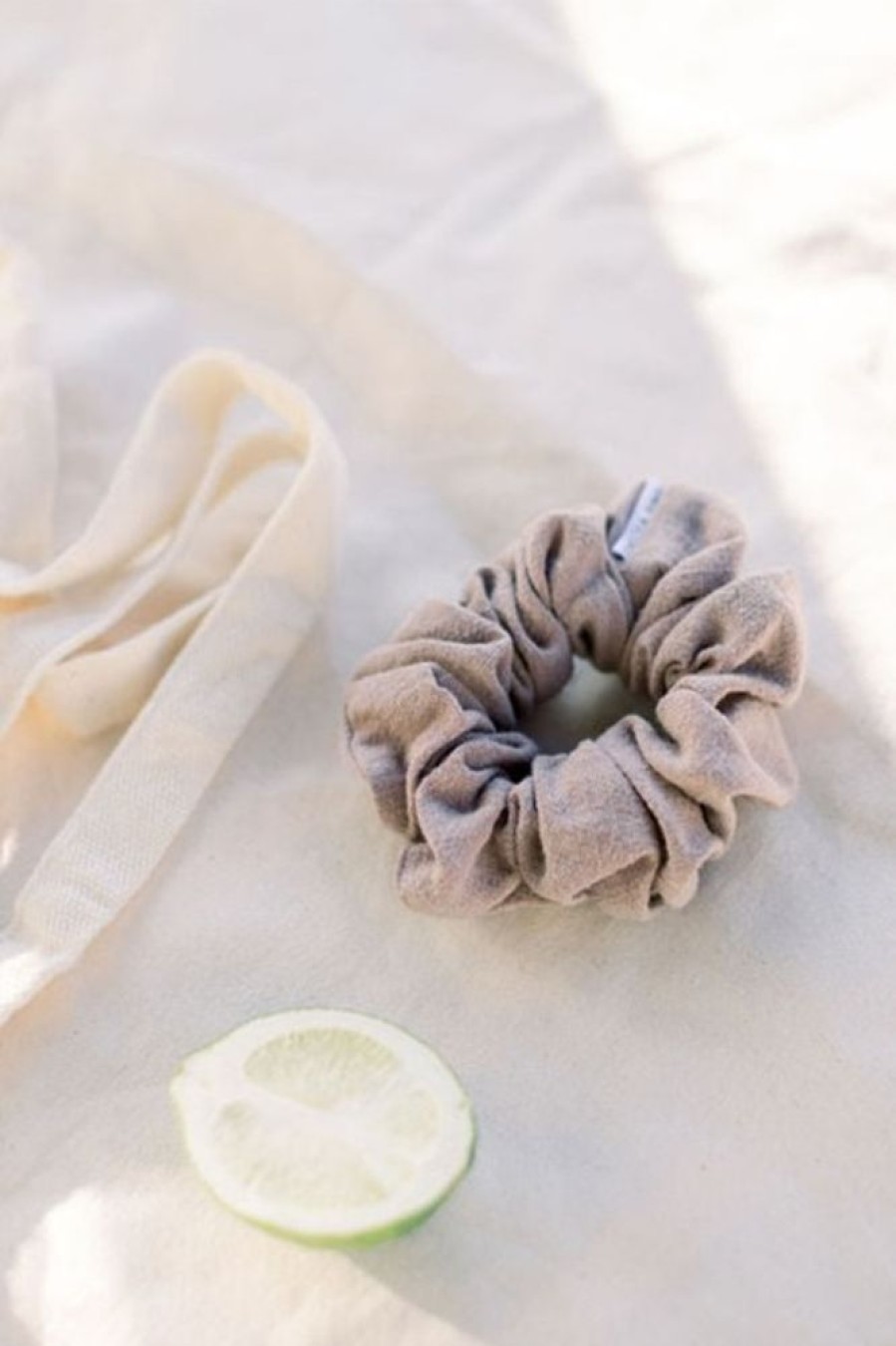 Chelsea King Chelsea King Natural Linen Scrunchie In Taupe | Beauty