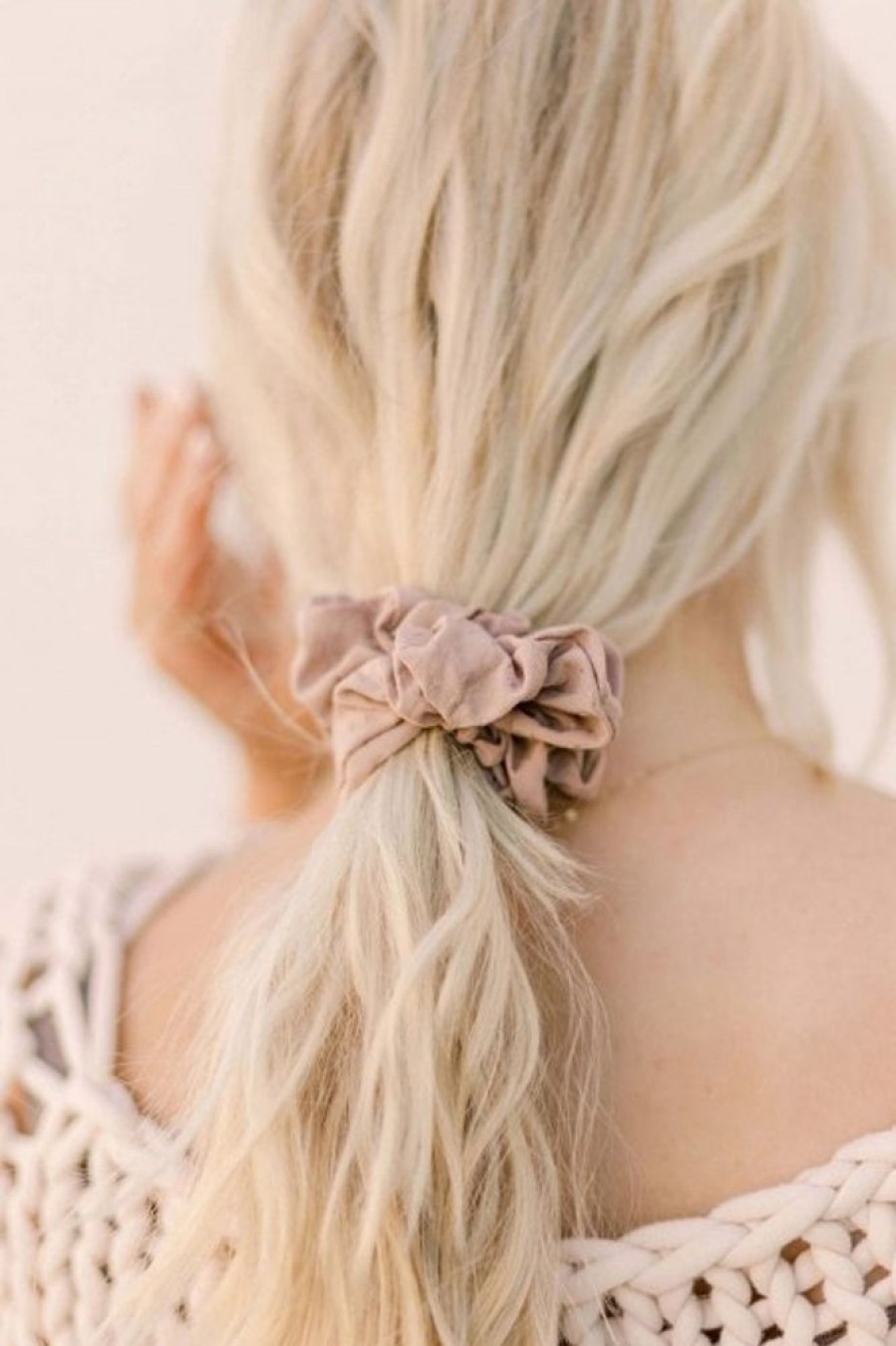 Chelsea King Chelsea King Poppy Scrunchie In Nude Blush | Beauty