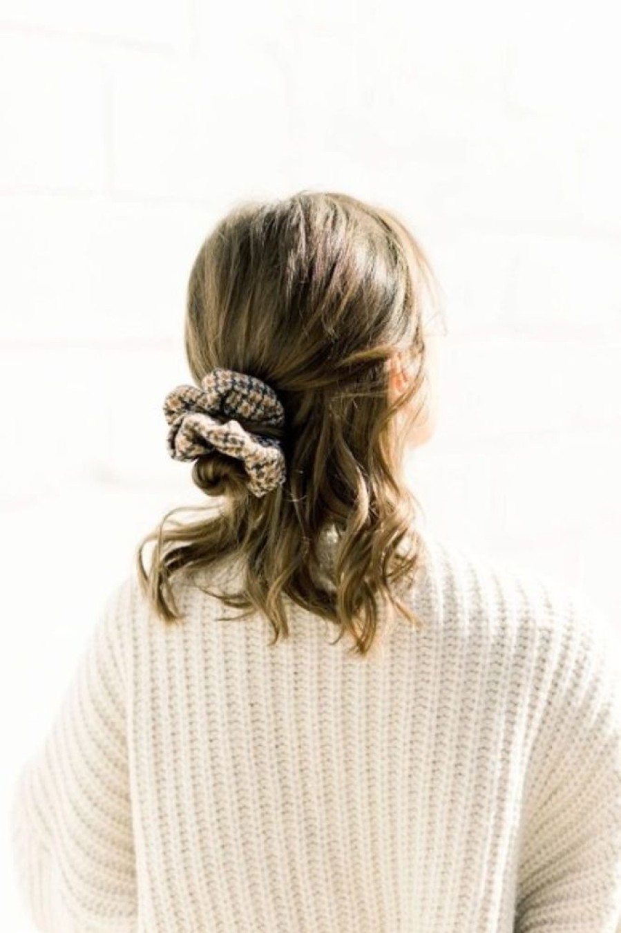 Chelsea King Chelsea King Park Ave. Houndstooth Scrunchie | Beauty