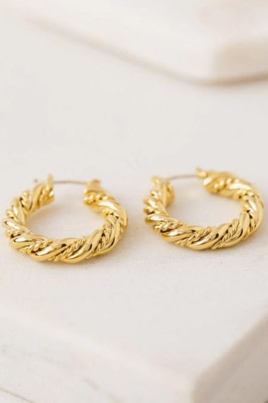 Lover's Tempo Lover'S Tempo Jessie 15Mm Huggie Hoops In Gold | Accessories