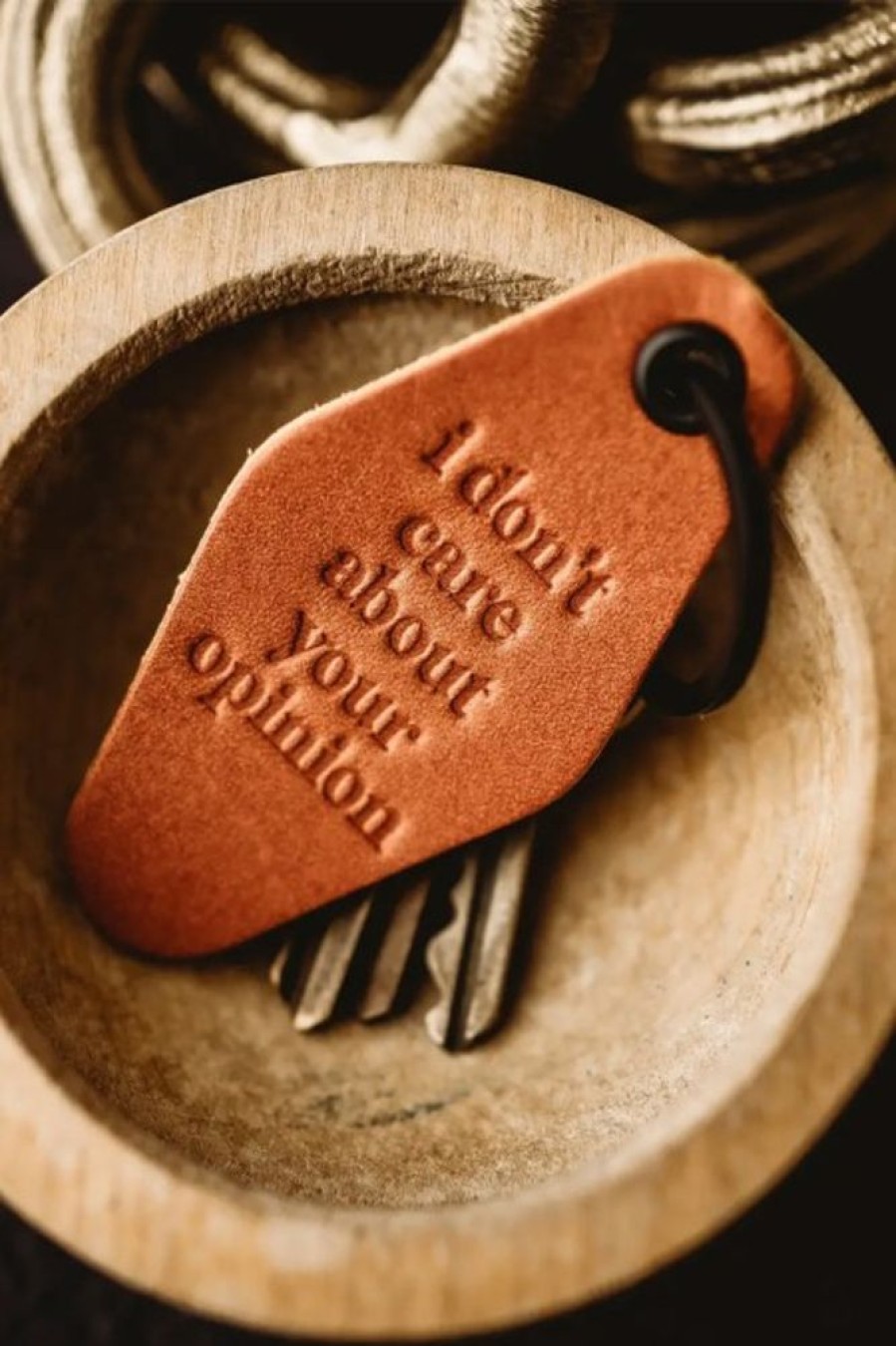 MISFIT MADE GOODS Misfit I Don'T Care Leather Motel Keychain | Tech & Travel