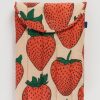 Baggu Baggu Puffy Laptop Sleeve 14 In Strawberry | Tech & Travel