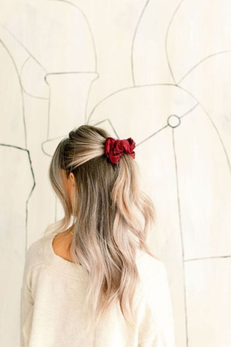 Chelsea King Chelsea King Satin Sleep Scrunchie In Scarlet | Beauty