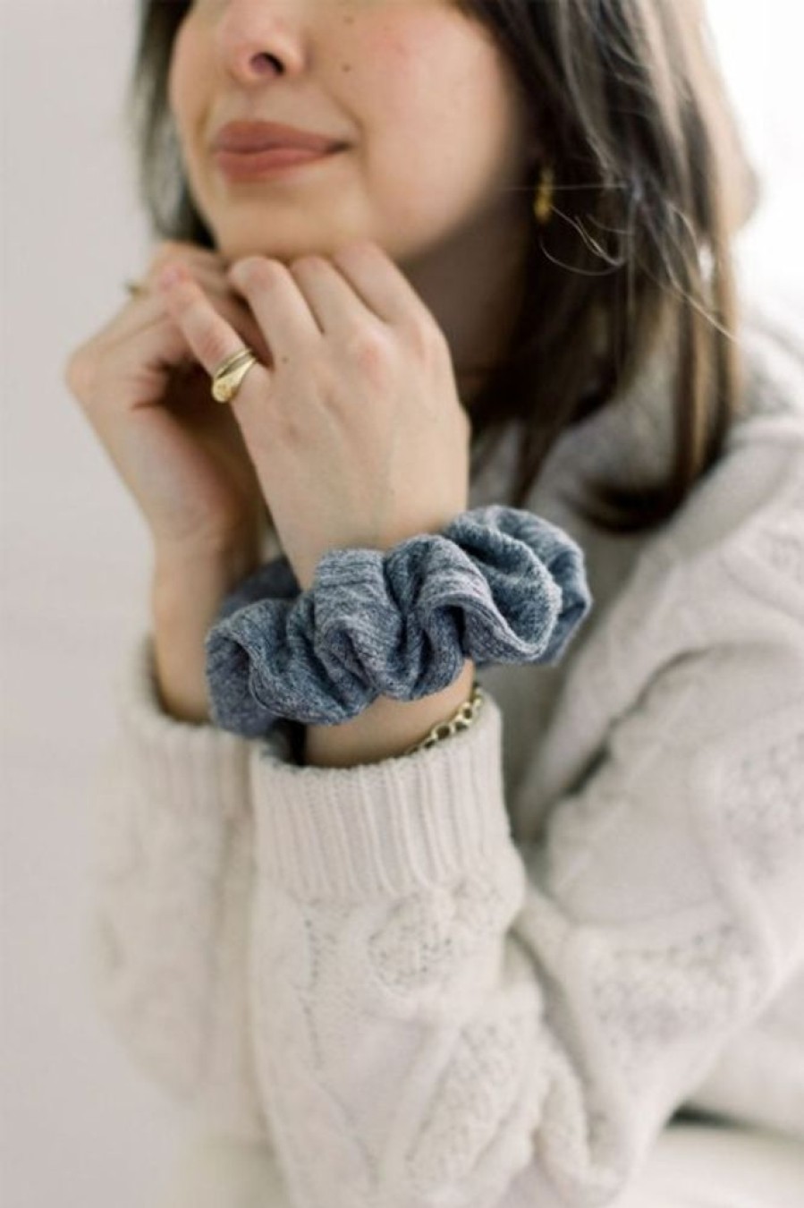 Chelsea King Chelsea King Nordic Knit Scrunchie In Grey | Beauty