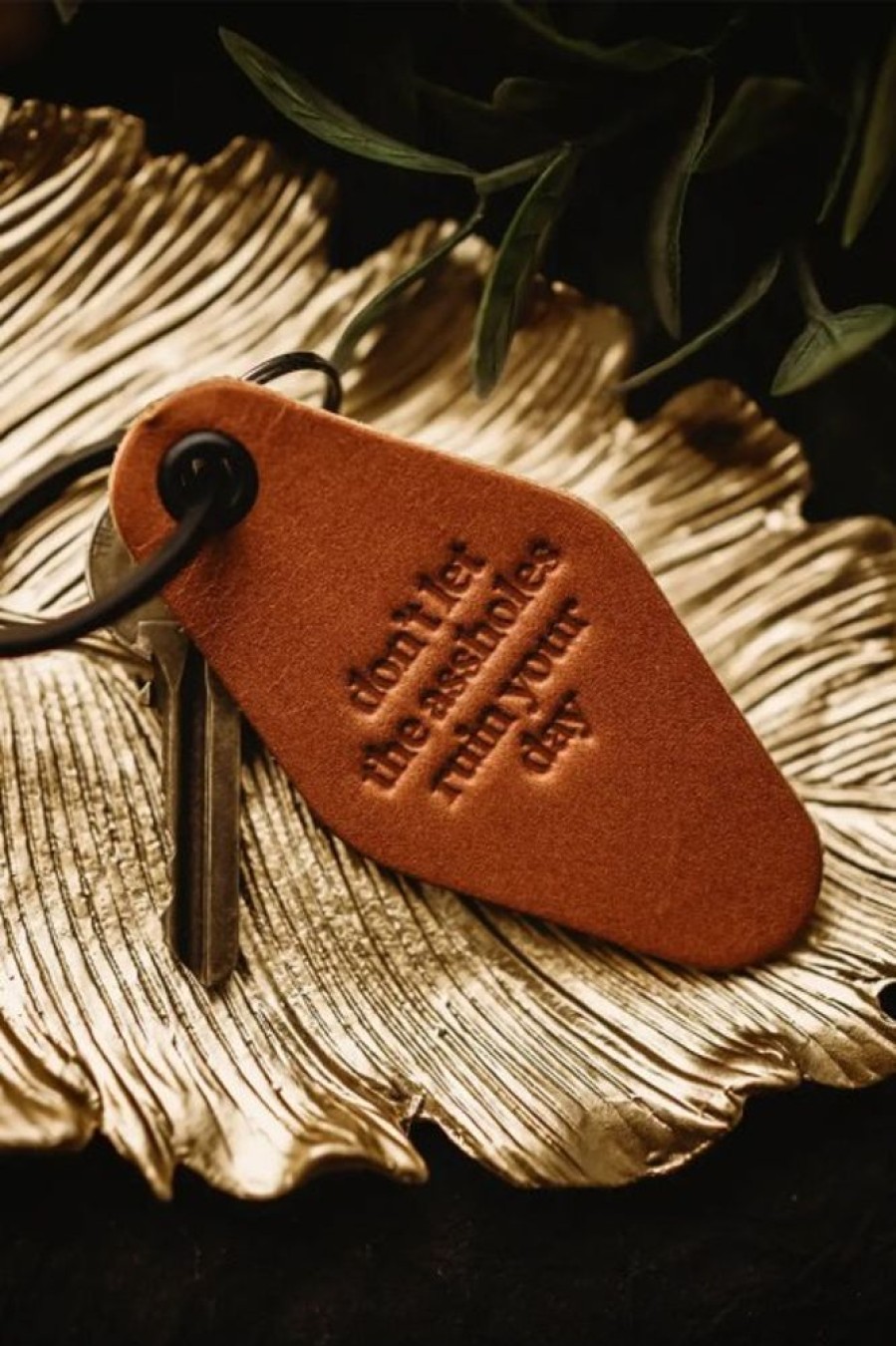 MISFIT MADE GOODS Misfit Don'T Ruin You Day Leather Motel Keychain | Tech & Travel