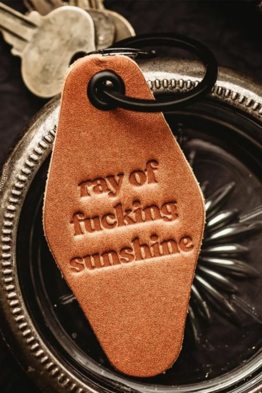 MISFIT MADE GOODS Misfit Ray Of Sunshine Leather Motel Keychain | Tech & Travel