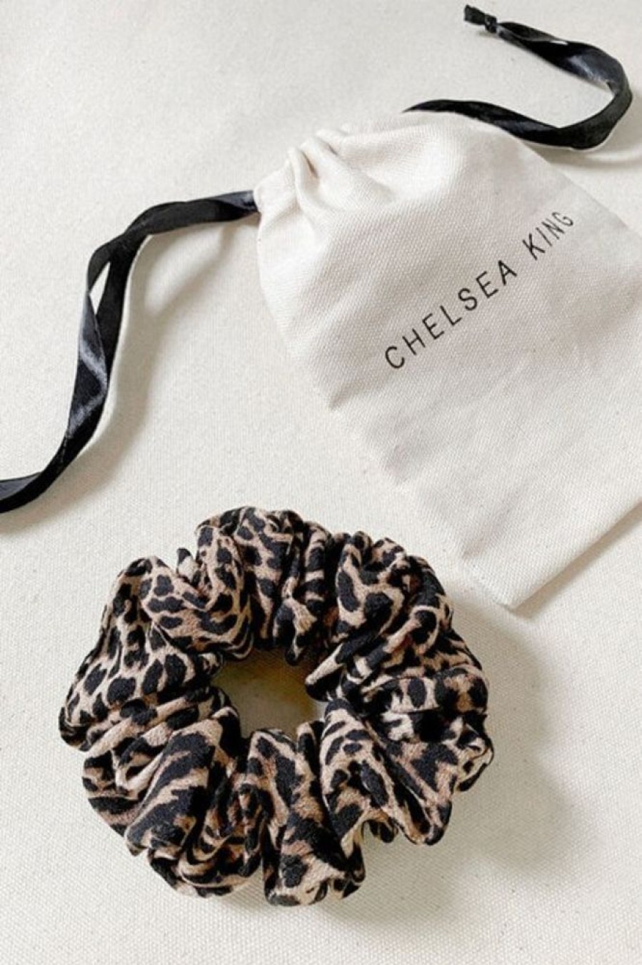 Chelsea King Chelsea King Leopard Scrunchie | Beauty